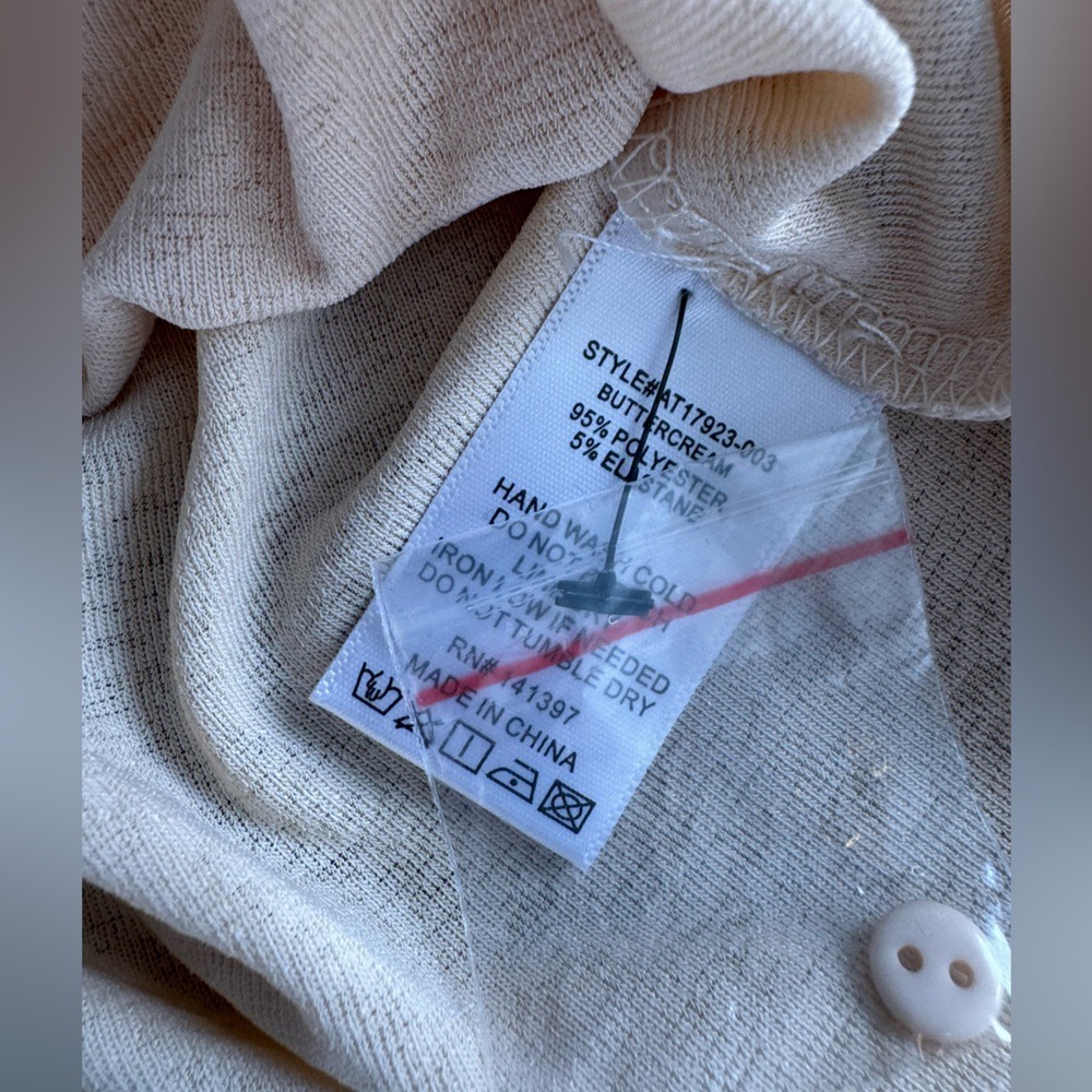 ASTR The Label Ruched Long Sleeve Top - Cream - Picture 6 of 8